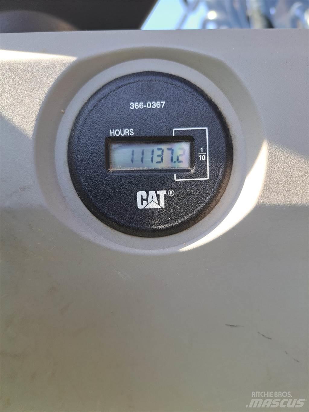 CAT 325F Bagri goseničarji