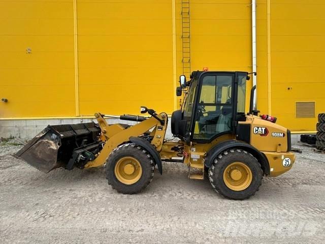 CAT 908-14 Kolesni nakladalci