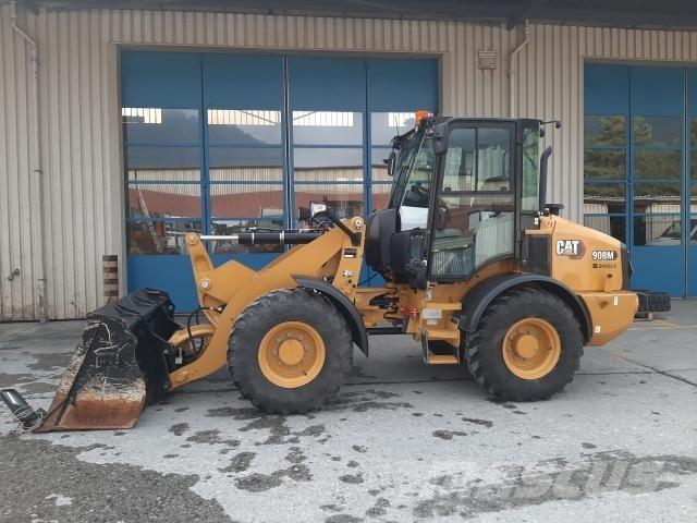 CAT 908M Kolesni nakladalci