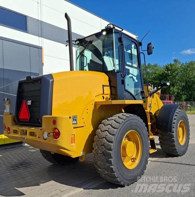 CAT 914M Kolesni nakladalci