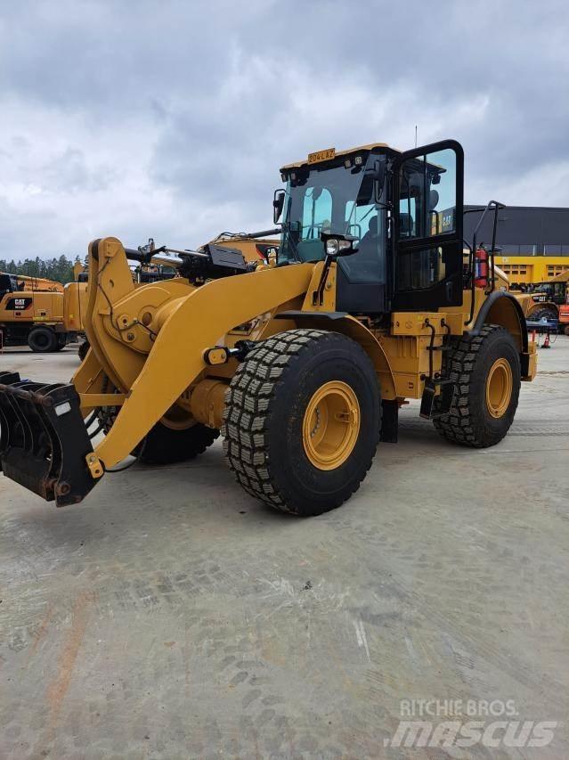 CAT 950GC Kolesni nakladalci
