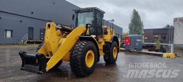 CAT 962M Kolesni nakladalci