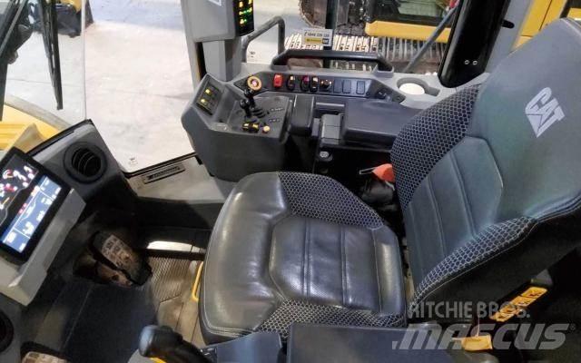 CAT 980-14 XE Kolesni nakladalci