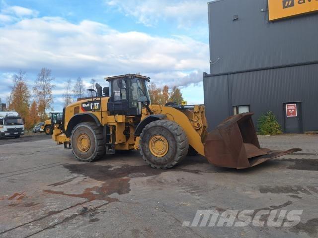 CAT 980M Kolesni nakladalci