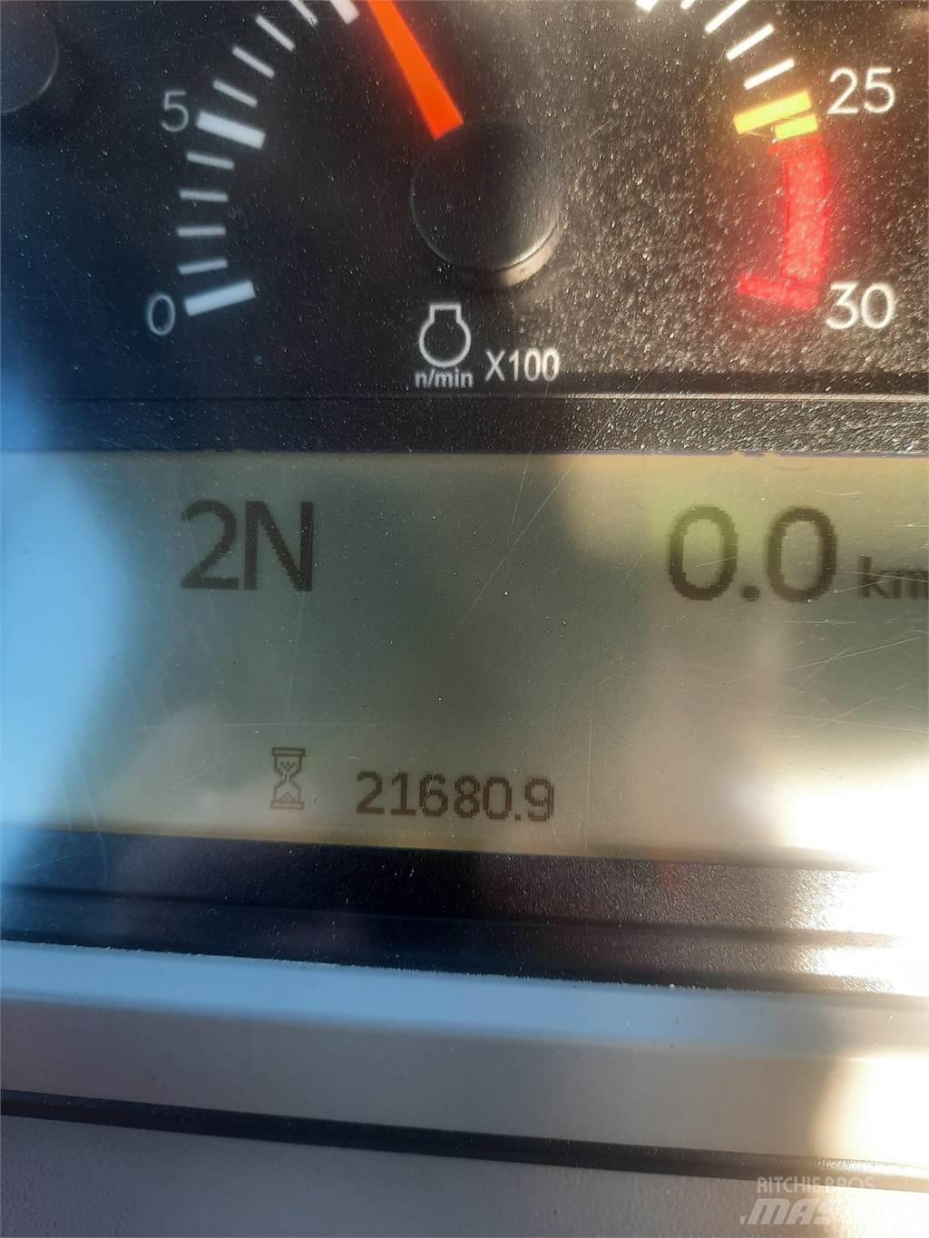CAT 980M Kolesni nakladalci