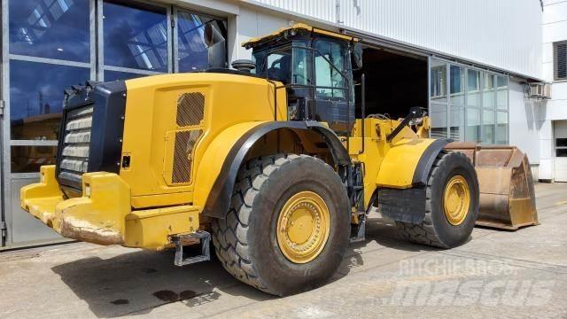 CAT 982M Kolesni nakladalci