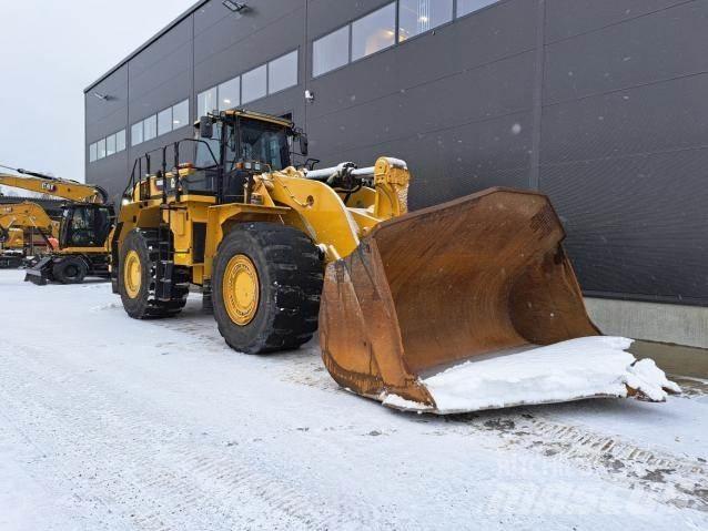 CAT 988K Kolesni nakladalci
