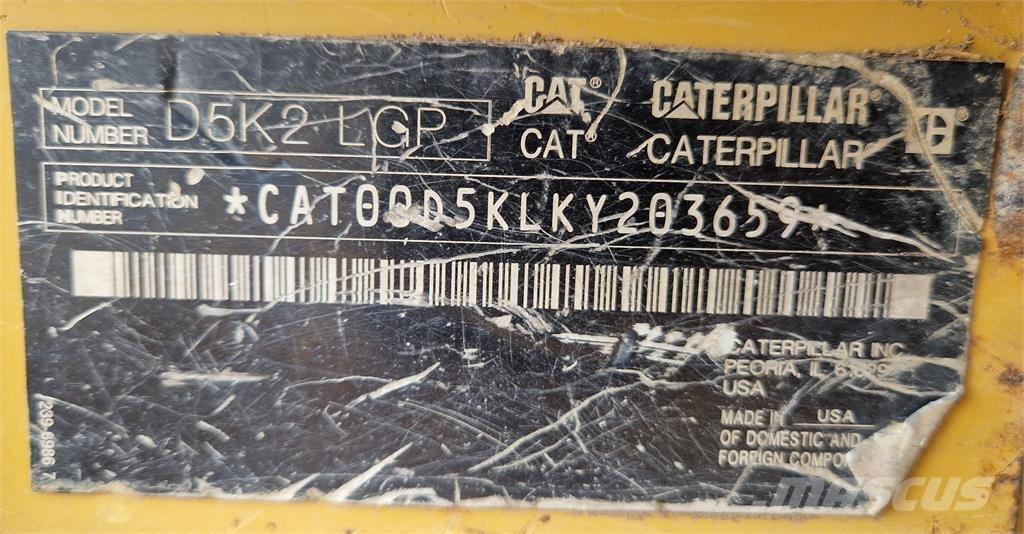 CAT D5K2 Buldožerji goseničarji