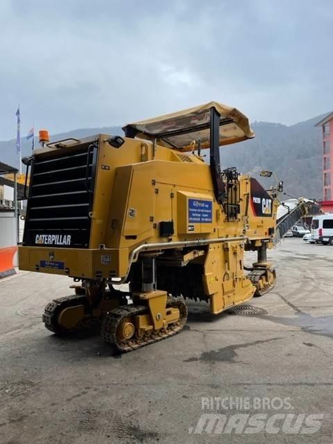 CAT PM 200 Ravnalniki