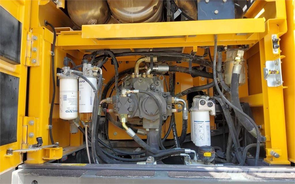 Volvo EC 480 EL Bagri goseničarji