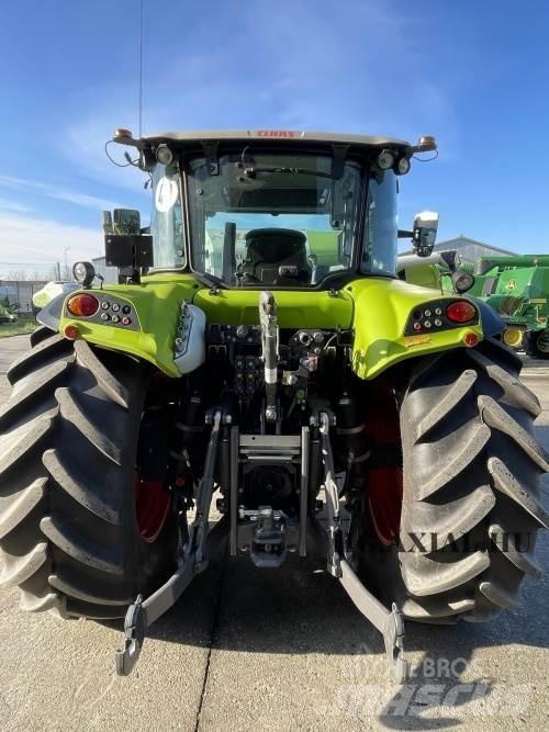 CLAAS Arion 440 Traktorji