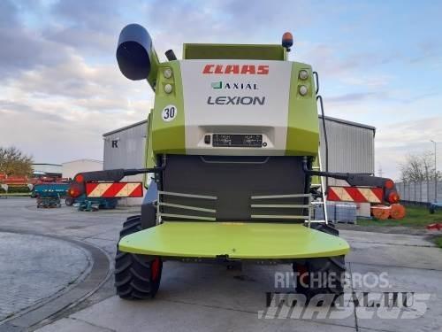 CLAAS Lexion 670 Kombajni