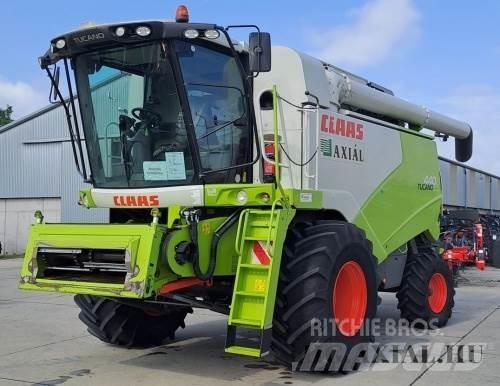 CLAAS Tucano 440 Kombajni