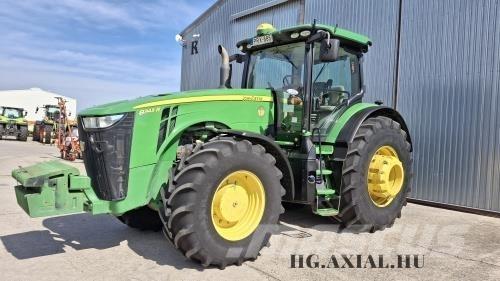 John Deere 8345R Traktorji