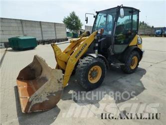 Komatsu 65 Kolesni nakladalci