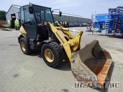 Komatsu 65 Kolesni nakladalci
