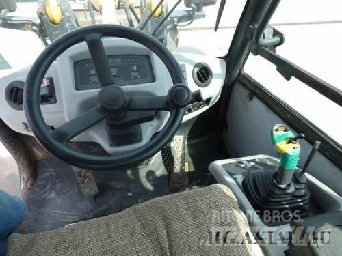 Komatsu 65 Kolesni nakladalci