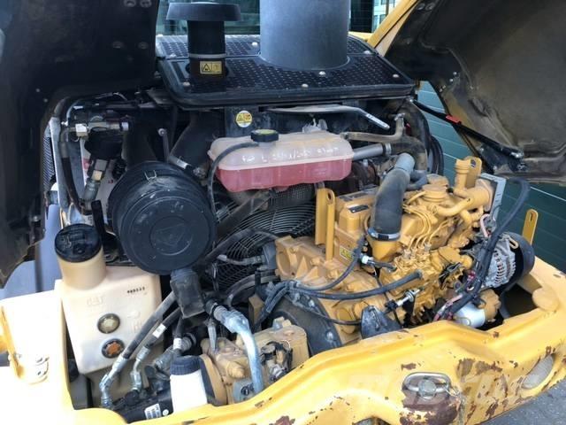 CAT 906 H 2 Kolesni nakladalci