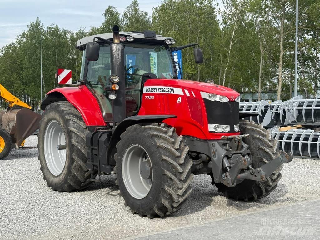 Massey Ferguson 7724 Traktorji