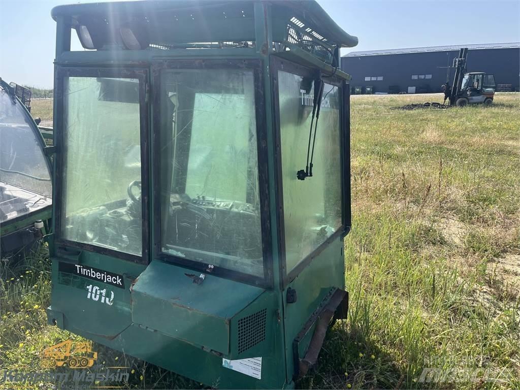 Timberjack 1010 Kabine in notranjost