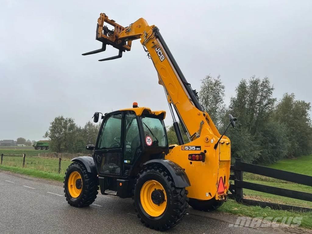 JCB 535 - 95 Kmetijski teleskopski nakladalci