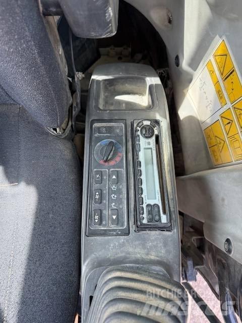 Komatsu PC 80 MR Midi bagri 7t – 12t