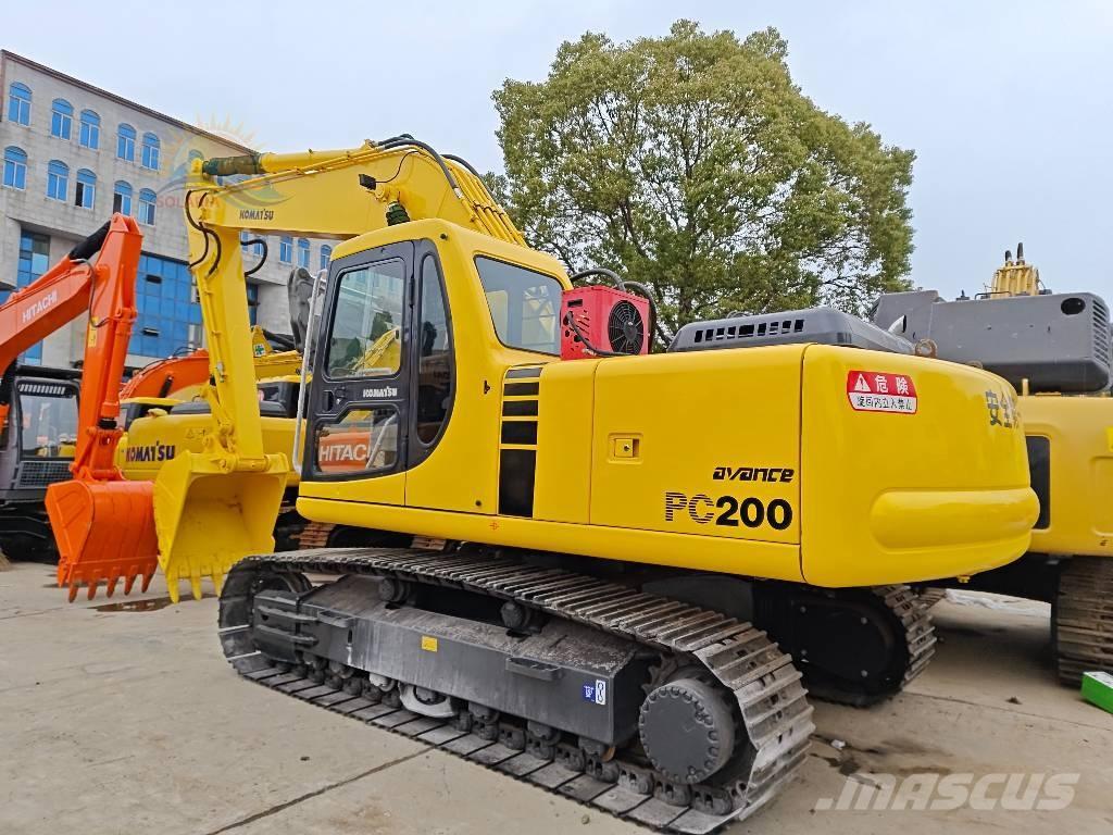 Komatsu PC 200-6 Bagri goseničarji