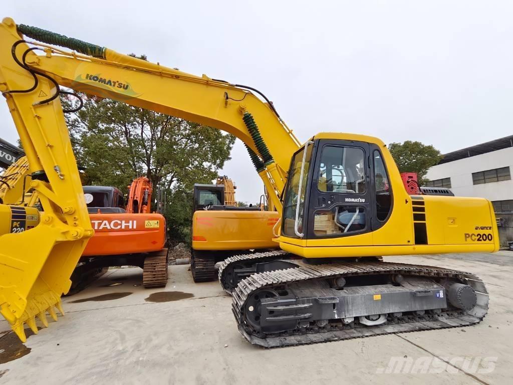 Komatsu PC 200-6 Bagri goseničarji