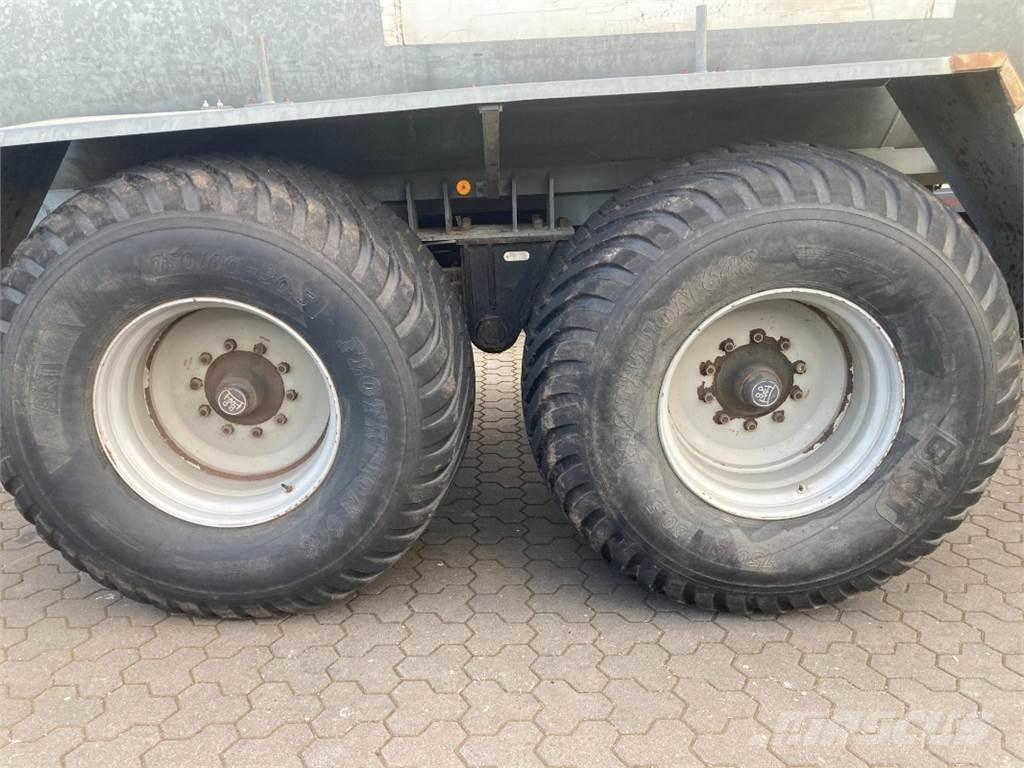 Kotte VT 14000 Trosilniki gnoja
