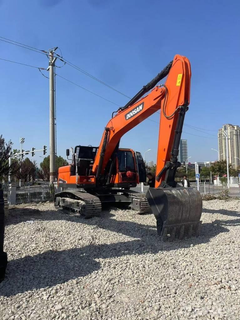 Doosan DX 225LC-9C Bagri goseničarji