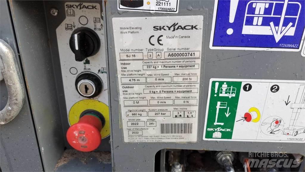 SkyJack SJ16 Druga dvigala in dvižne ploščadi