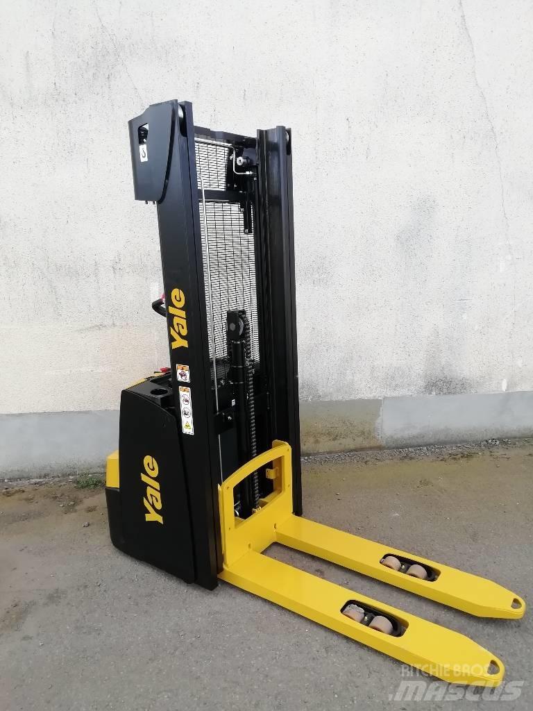 Yale MS12 Ročni električni viličar
