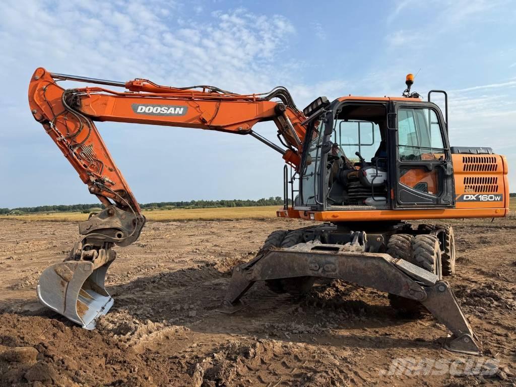 Doosan DX 160 W-3 Bagri na kolesih