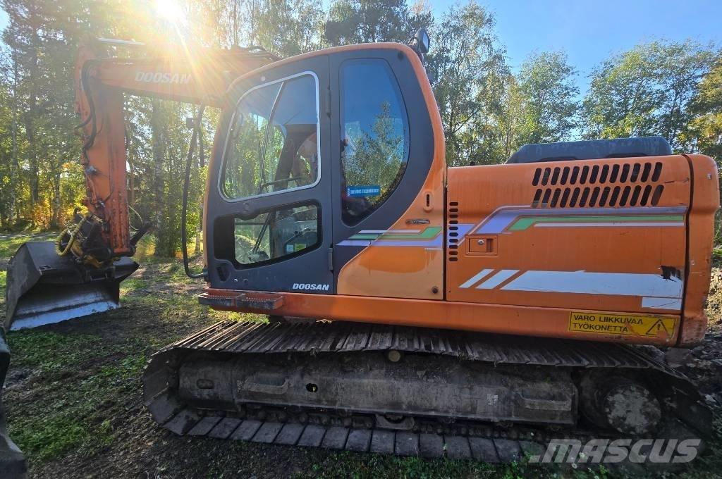 Doosan DX 140 LC Bagri goseničarji
