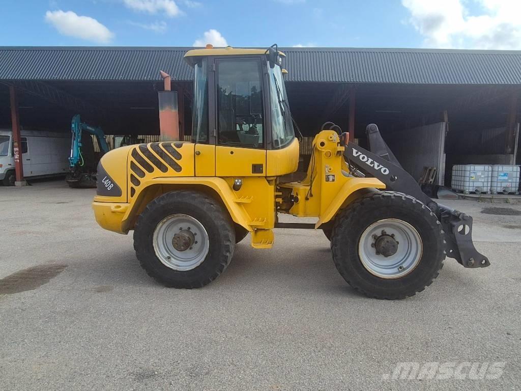 Volvo L 40 B Kolesni nakladalci