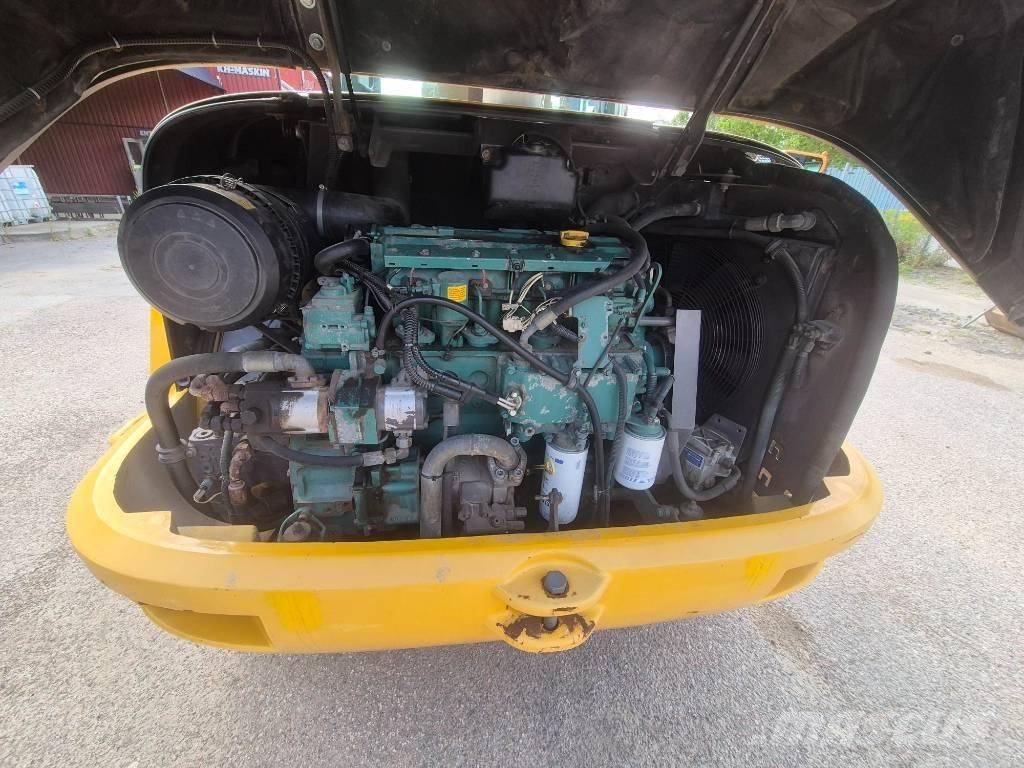 Volvo L 40 B Kolesni nakladalci