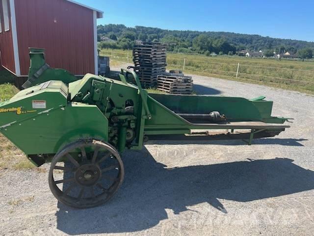 John Deere 3950 Kombajni za krmo