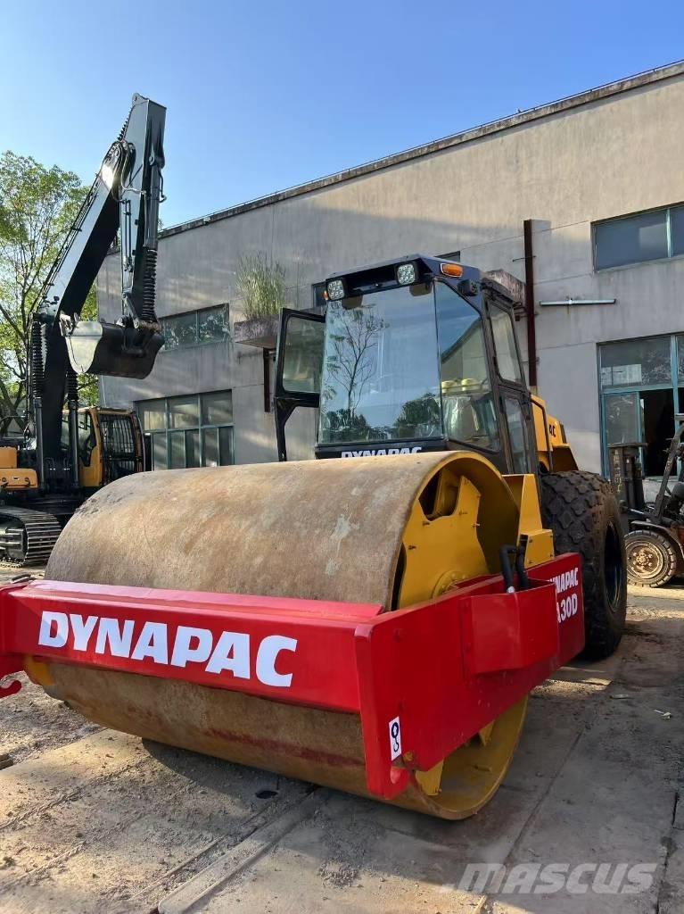 Dynapac CA 30 D Enojni valjarji