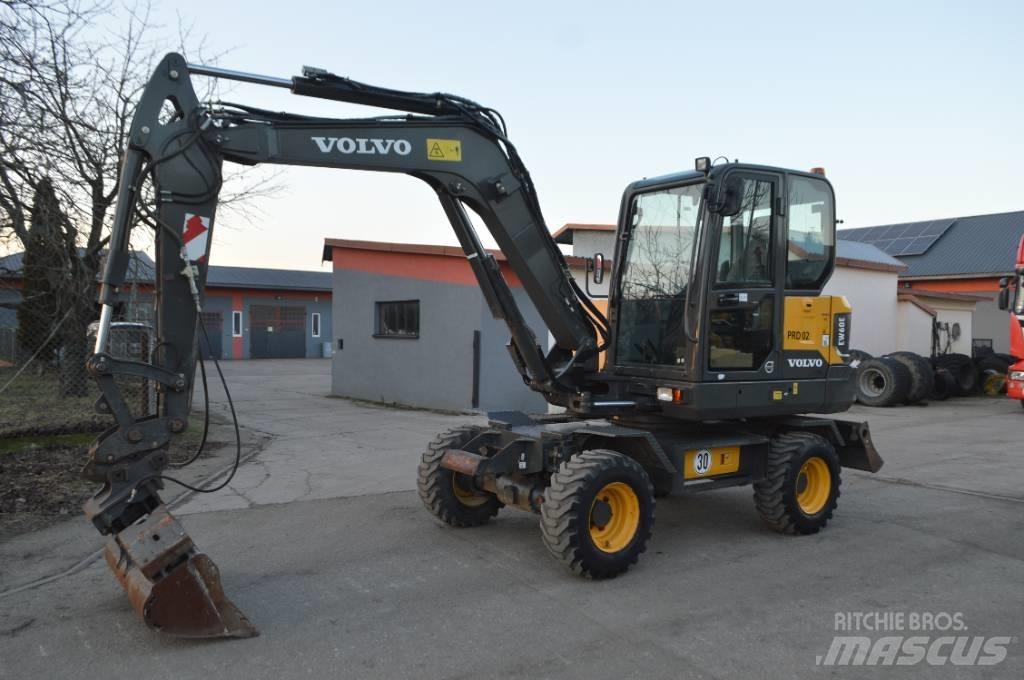Volvo EW 60 E Bagri na kolesih