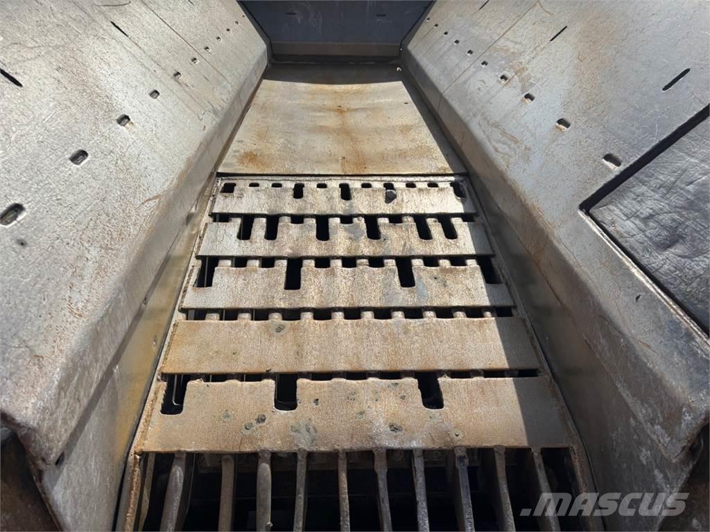 McCloskey J44 Gradbeništvo - drugo