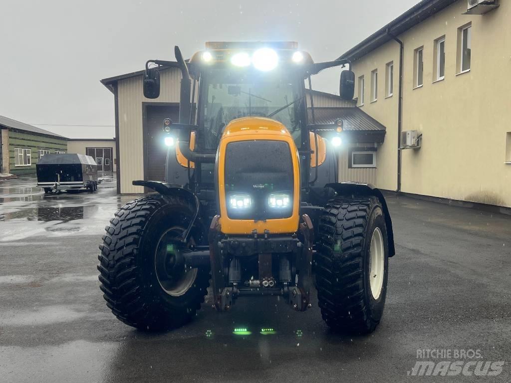Valtra M 150-4 Traktorji