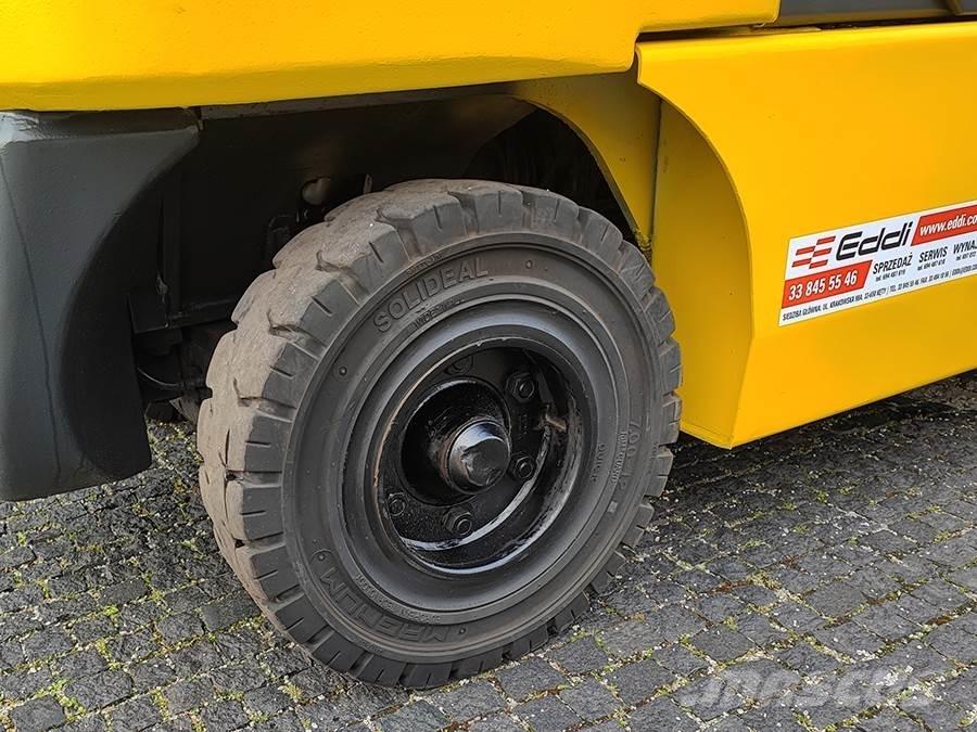 Komatsu FG40T-7 Plinski viličarji