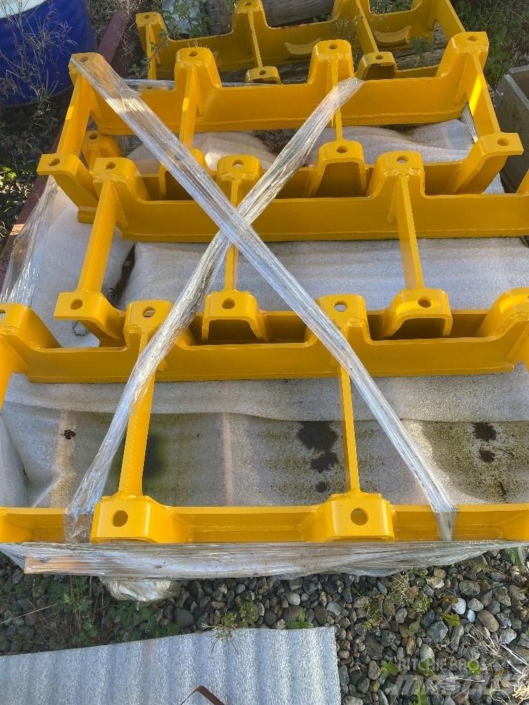 Komatsu D65PX Buldožerji goseničarji