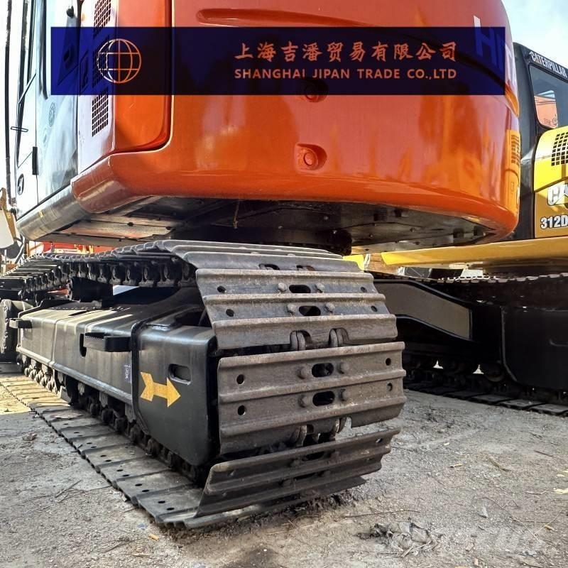 Hitachi ZX 135 Bagri goseničarji