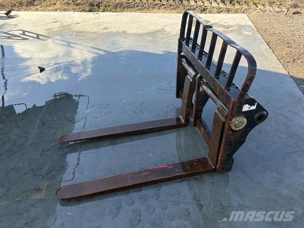 Manitou Pallegafler Teleskopski viličarji