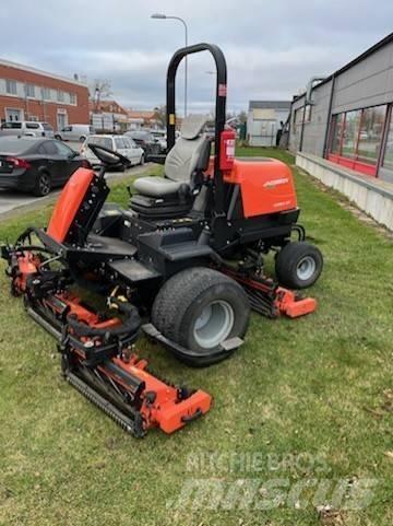 Jacobsen 305 Kosilnice za zunanji prostor