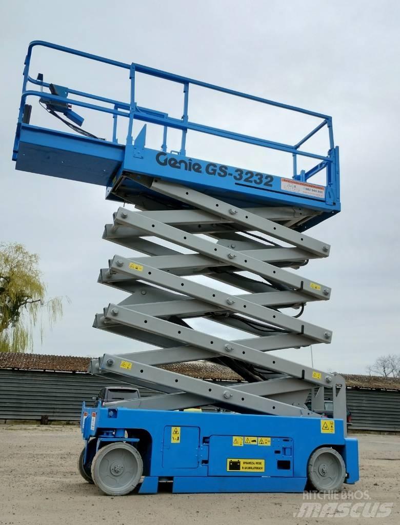 Genie GS 3232 Škarjaste dvižne ploščadi