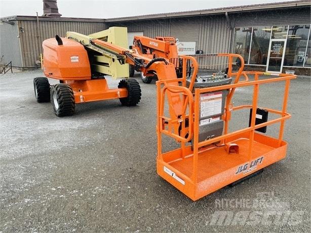JLG 450 A Zglobne dvižne ploščadi
