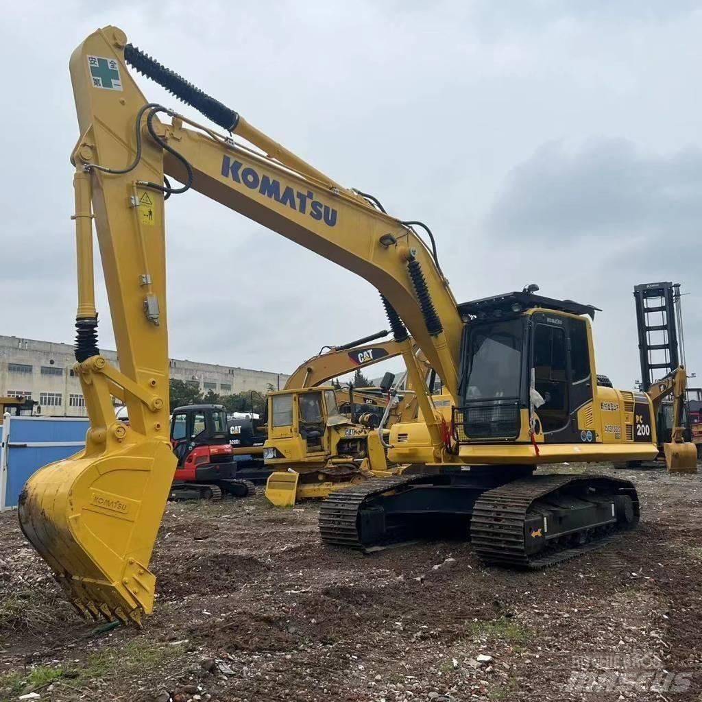 Komatsu pc200-8 Bagri goseničarji