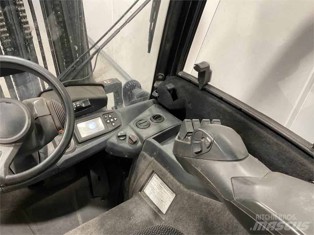 CAT EP35N Električni viličarji